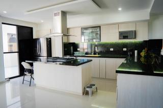Casa con Piscina en Condominio Girardot - Girardot - 3