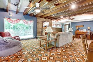 Lodge-Style Home in Coshocton with Spacious Yard - Coshocton - 6