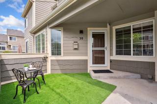 Parkside Retreat - 2 Suites, Office, Garage - 4