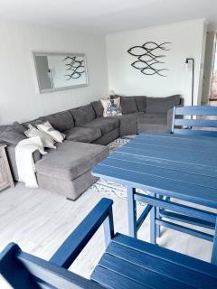 Waterfront 3 Bedroom Townhouse in OCMD - Ocean City - 2