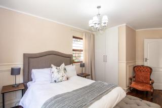Charming Country Villa Sandton with Back Up Power & Water - 4
