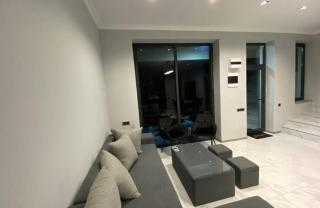 Mountain Serenity Villa - 3