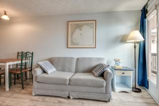 Beachfront Unit 17 | Right on Old Orchard Beach! - Old Orchard Beach - 3