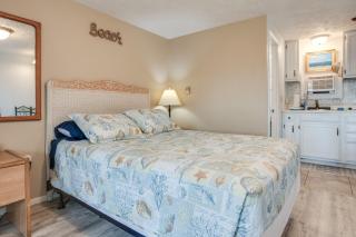 Beachfront Unit 17 | Right on Old Orchard Beach! - Old Orchard Beach - 1