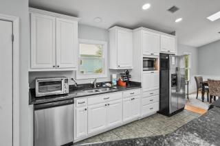 Beautiful Golf View Retreat - 3 Bed 25 Bath with Resort Amenities! - Fripp Island - 5