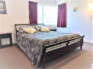 Papamoa Beach Family Home - Tauranga - 4