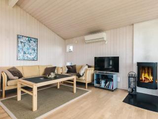 6 person holiday home in Karrebæksminde-By Traum - 2
