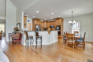 Home on Lake Lanier with Dock and Water Views - 5