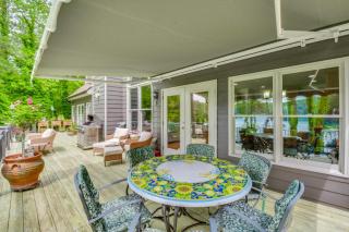 Home on Lake Lanier with Dock and Water Views - 9