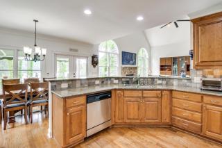 Home on Lake Lanier with Dock and Water Views - Gainesville - 2