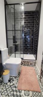 Luxury 2 Bedroom Home Dagenham - Dagenham - 6