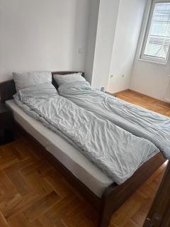 24 House - Escópia - 3