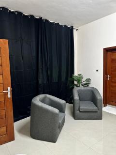 Simple Ecomomy Room in Cotonou - Mama - 3
