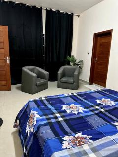 Simple Ecomomy Room in Cotonou - Mama - 0