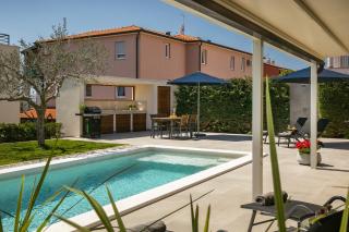 Family-friendly apartments with swimming pools Novigrad - 24585 - Karpinjan - 6