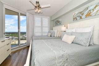 Silver Beach Towers W1606 - 1