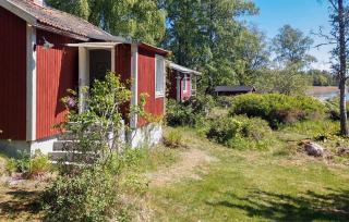 1 Bedroom Cozy Home In Eskilstuna - Eskilstuna - 1