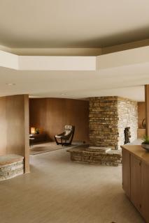 Frank Lloyd Wright student built riverfront home - 4