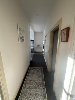 West Hobart 3 Bed Cottage with river and city views - - 2
