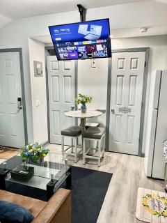 Cozy Two-Bedroom Duplex Apartment - - 2