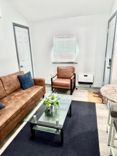 Cozy Two-Bedroom Duplex Apartment - - 5
