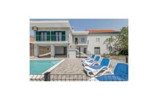 Amazing Apartment In Omis With House A Panoramic View - Omiš - 0