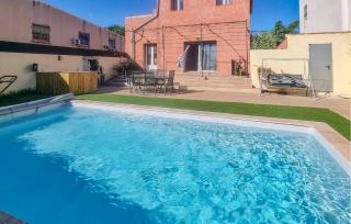4 Bedroom Beautiful Home In Rognac - Rognac - 4