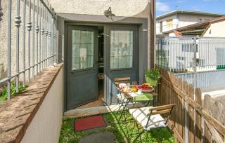 Awesome Home In Querceta With Wifi - 5