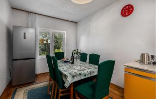 Gorgeous Apartment In Jadranovo - Jadranovo - 8