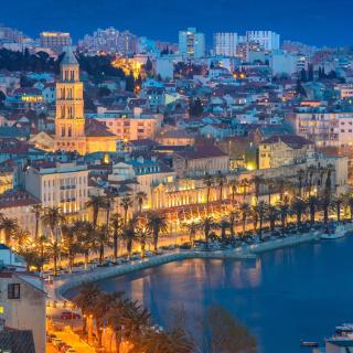 Quite Bedroom for 2, in center of Split, overnight stay - 9