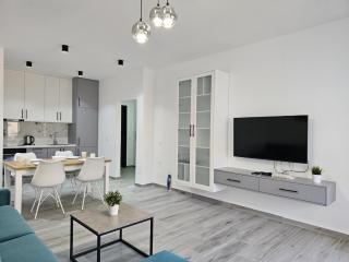 Elegant Escape by the Ionian Sea - Saranda - 3