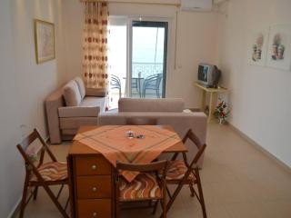 Beachfront apartment in Saranda - Sarandë - 9
