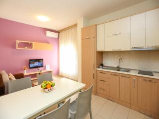 Apartment, steps from sea - Vlorë - 2