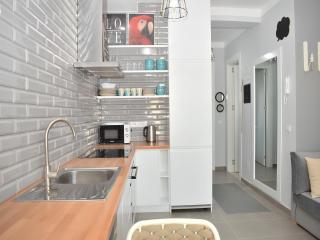Stylish Holiday Apartment with Balcony - Mullini i Danit - 2