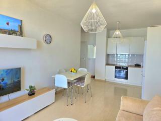 Sophisticated Seaside Flat in Durr s - Durrës - 2