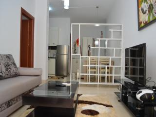 Peaceful Coastal Retreat with Scenic Views - Sarandë - 2