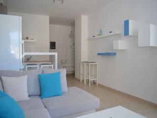 Peaceful coastal retreat for couples & families - Saranda - 3