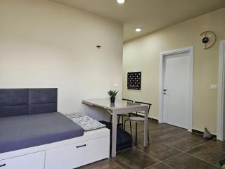 Seaside Serenity 1-Bedroom Apartment - Sarandë - 1