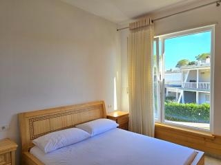 Bright apartment Near Oasis Beach - Lalzit Bay - 7
