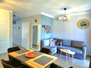 Stylish apartment for four guests - Lalzit Bay - 0