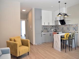 Compact & Cozy Beach Apartment - Lalzit Bay - 4