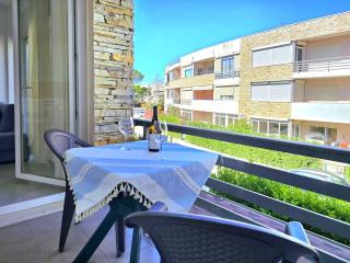 Stylish Retreat Near Cafes & Markets - Lalzit Bay - 6