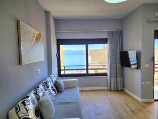 Bright & Breezy Apartment in Saranda - Sarandë - 0