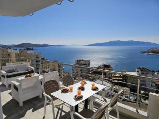 Bright & Modern Apartment with Terrace - Sarandë - 6
