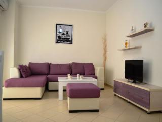 Modern 1BR Apartment Near Mango Beach - Sarandë - 2