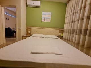 Spacious apartment for five guests - Vlorë - 2