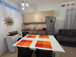 Apartment near Plazhi Ri beach - Vlorë - 1