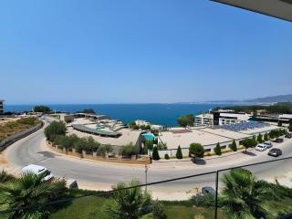 Bright seafront apartment for 3 guests - Vlorë - 6