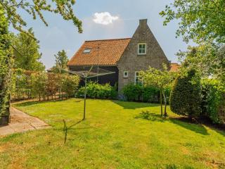 Tranquil Zeeland Getaway with Garden - Kamperland - 5