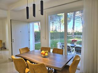 Holiday home for six guests - Lalzit Bay - 9